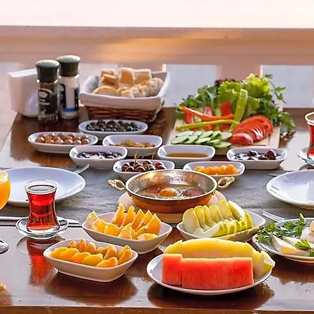Kuluhana & فندق 3*