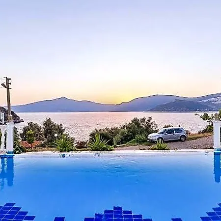 Hotel Kuluhana &